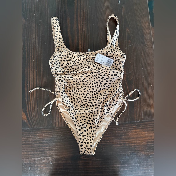 Forever 21 Other - NWT Forever 21 Women’s Leopard Print One-Piece Swimsuit with Side Ties high hip